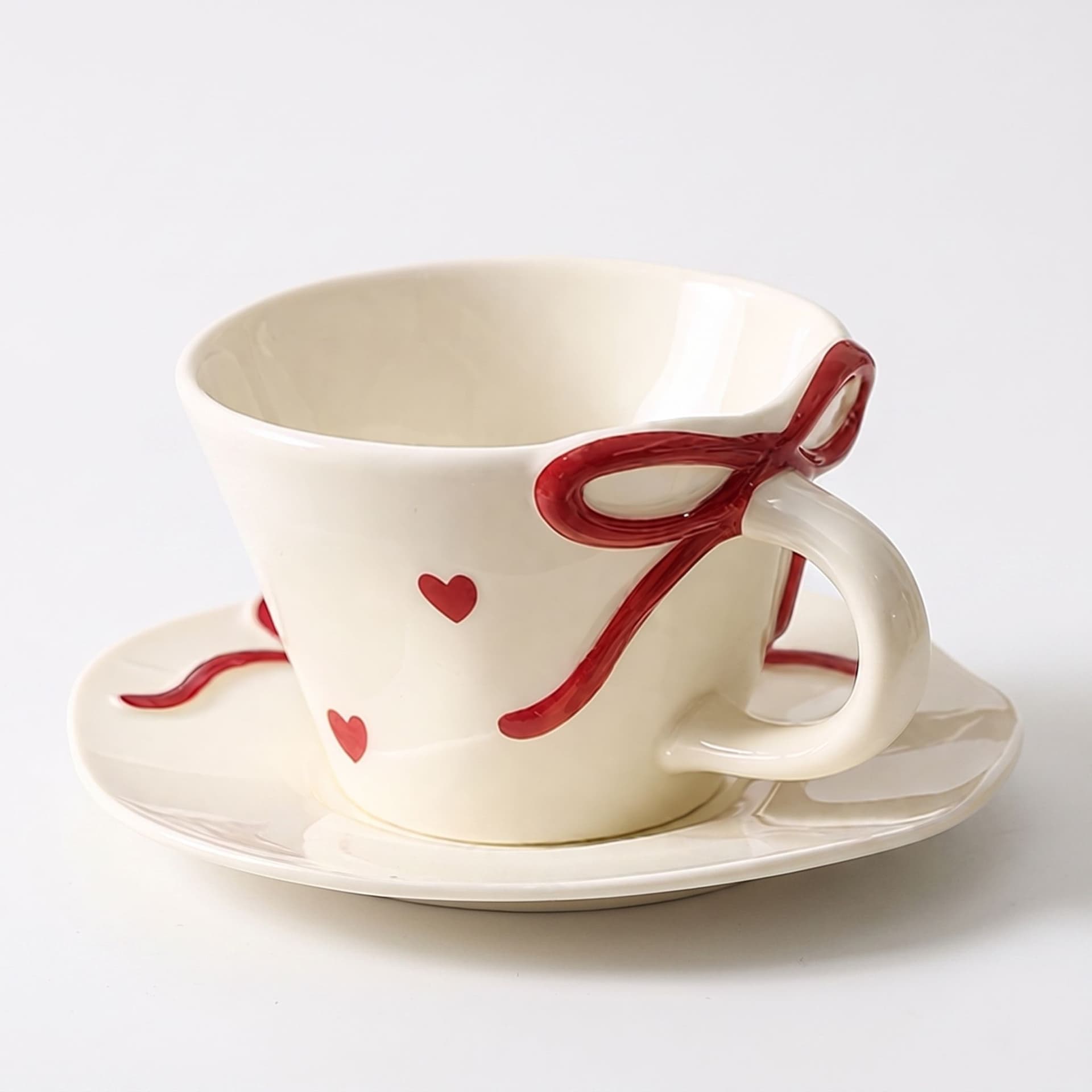 Motif Bow Teacup and Saucer 300 ml